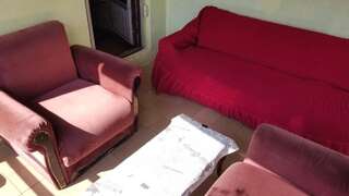 Гостевой дом Guest House ERA Square Батуми Трехместный номер с балконом-1